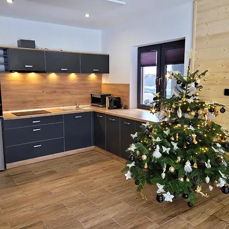 Osada Orlica Klimatyczne Z Widokiem Na Góry I Termalnym Sauna Jacuzzi 4 Km Od Zieleniec Arena Chalé Lasowka